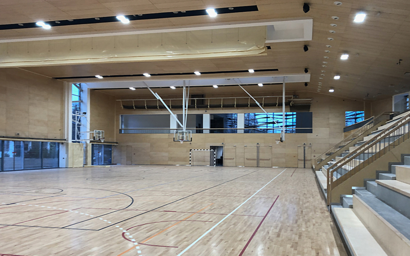 Sportcsarnok hangszigetelt burkolása